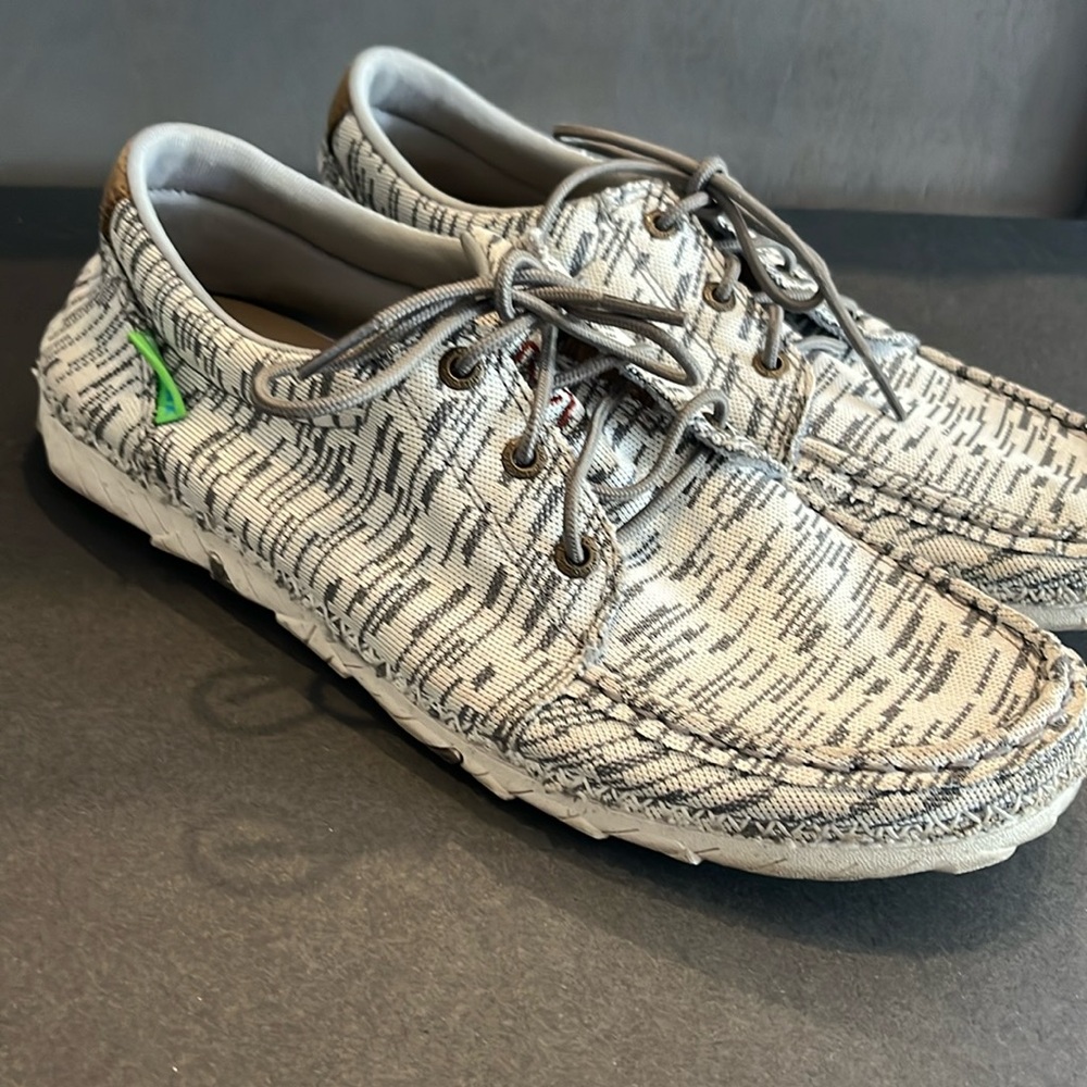 Twisted X Women’s White and Gray Knit Driving Moccasins